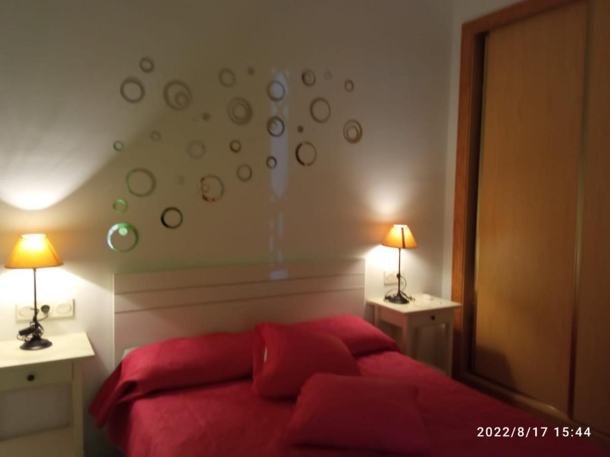 Alojamiento Roquetas De Mar Bagian luar foto