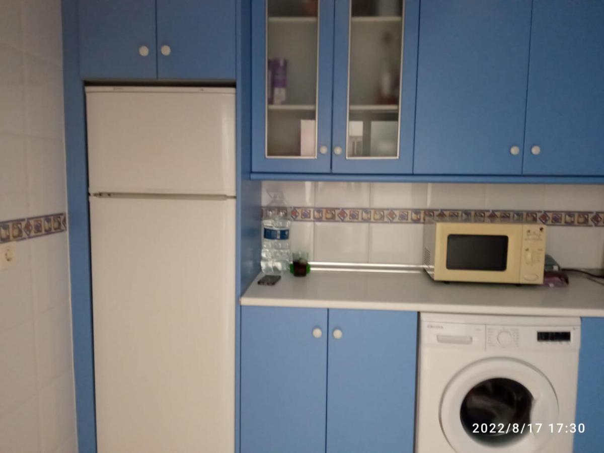 Alojamiento Roquetas De Mar Bagian luar foto